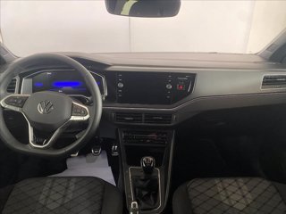 VOLKSWAGEN Polo 1.0 TSI R-Line