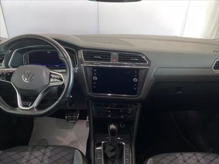 VOLKSWAGEN Tiguan 2.0 TDI 150 CV SCR DSG R-Line