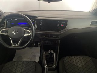 VOLKSWAGEN Polo 1.0 TSI R-Line