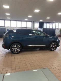 PEUGEOT 3008 Hybrid 225 e-EAT8 Allure Pack